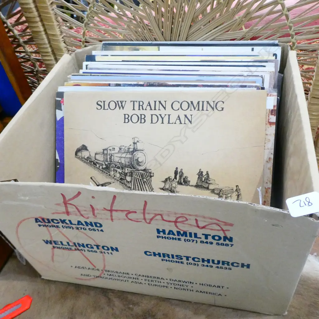 ASST RECORDS TALKING HEADS/DYLAN/MORRISON/BOWIE ETC Image 1++