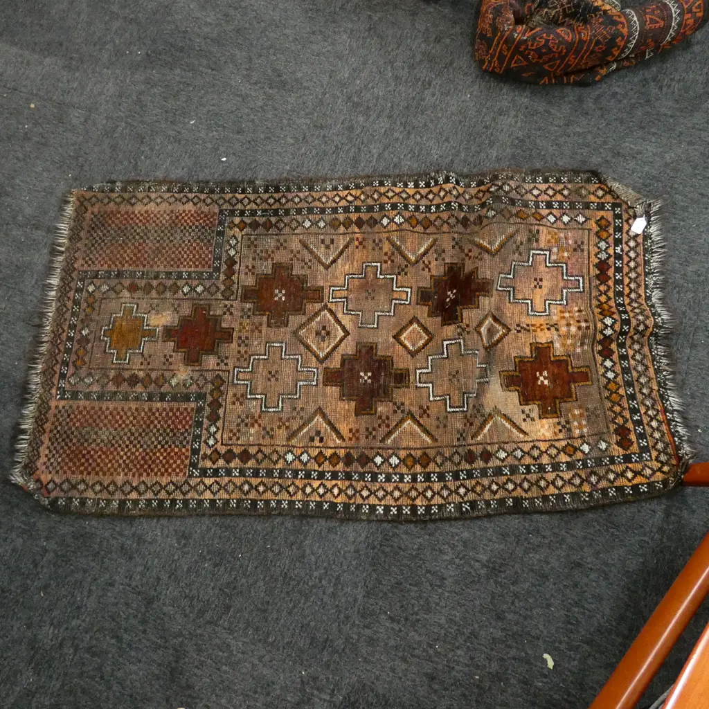 1400 x 800mm. Ex. the estate of Elizabeth Gunn MBE (1879 – 26 October) our vendors great aunt Image 1++