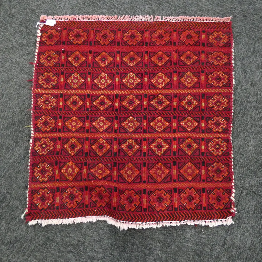 SMALL SOUMAK ALL WOOL EXTRA WEFT RUG 700 X 680MM Image 1++
