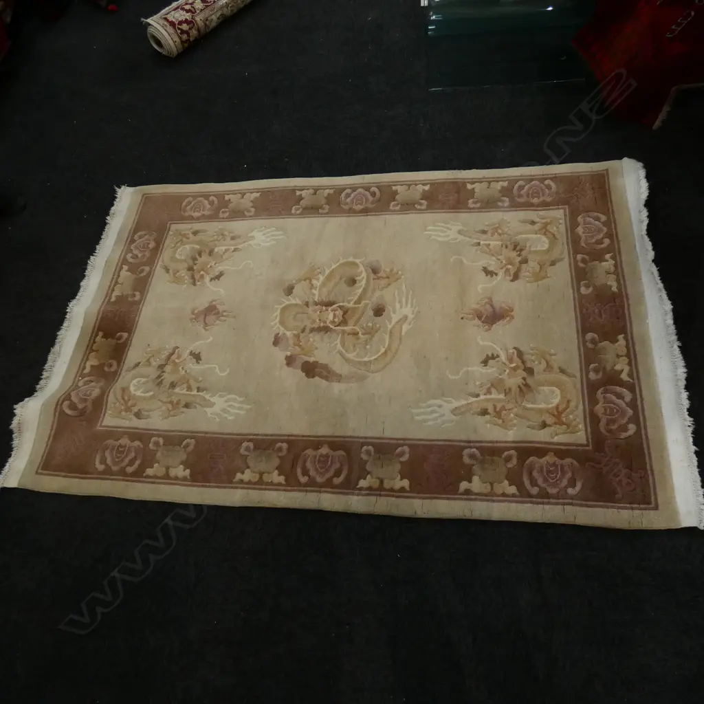 CHINESE SCULPTED PILE RUG Image 1++