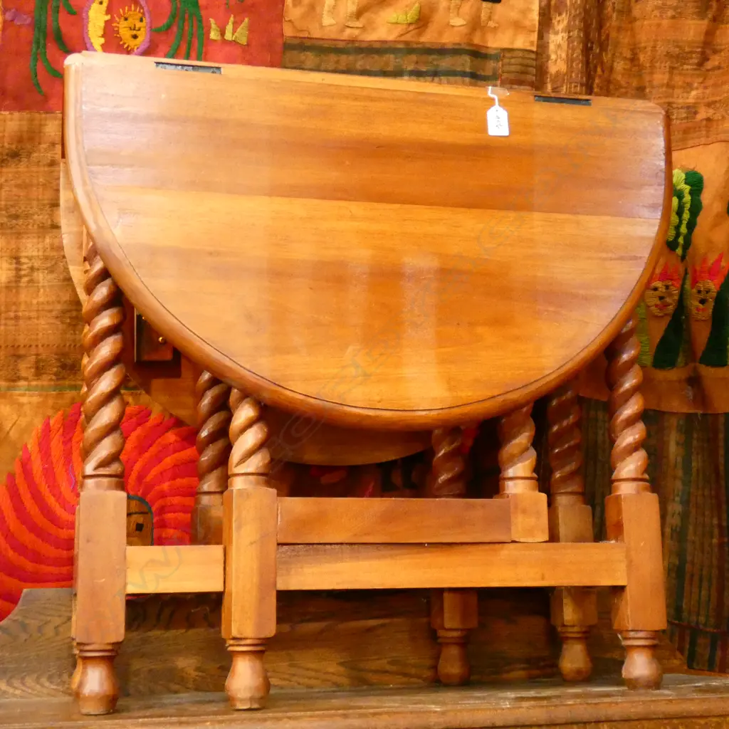 DROP LEAF BARLEY TWIST TABLE H. 720 W. 730MM Image 1++