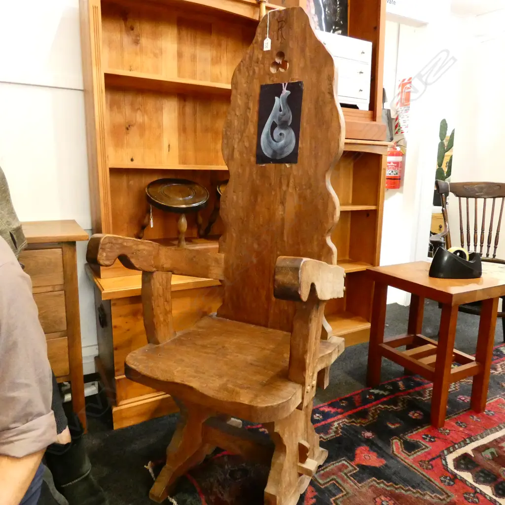CARVED WOODEN CHAIR H. 1475MM Image 1++