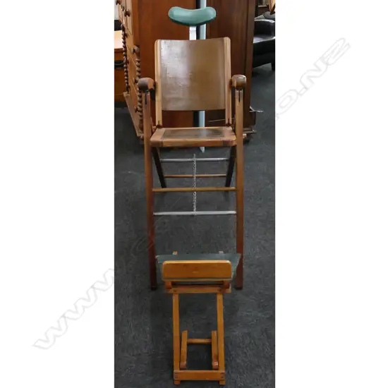 VINTAGE 1950S-60S DENTAL CHAIR, H.1200MM