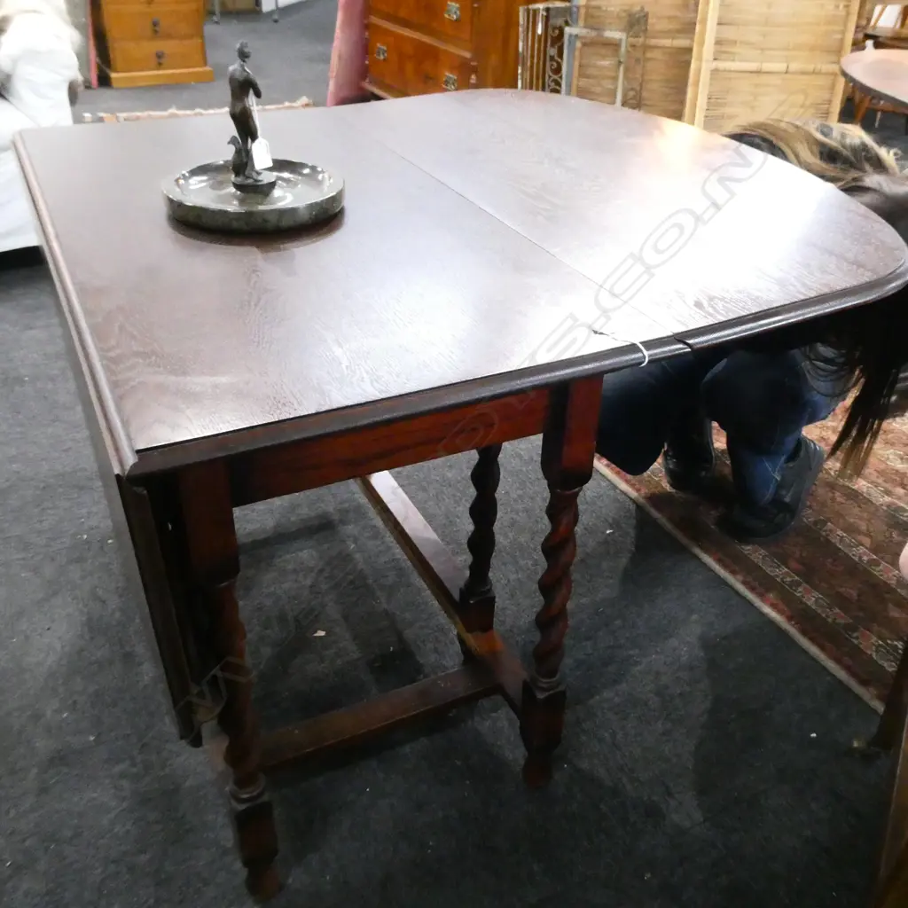 OAK DROP SIDE BARLEY TWIST TABLE L1060 MM Image 1++