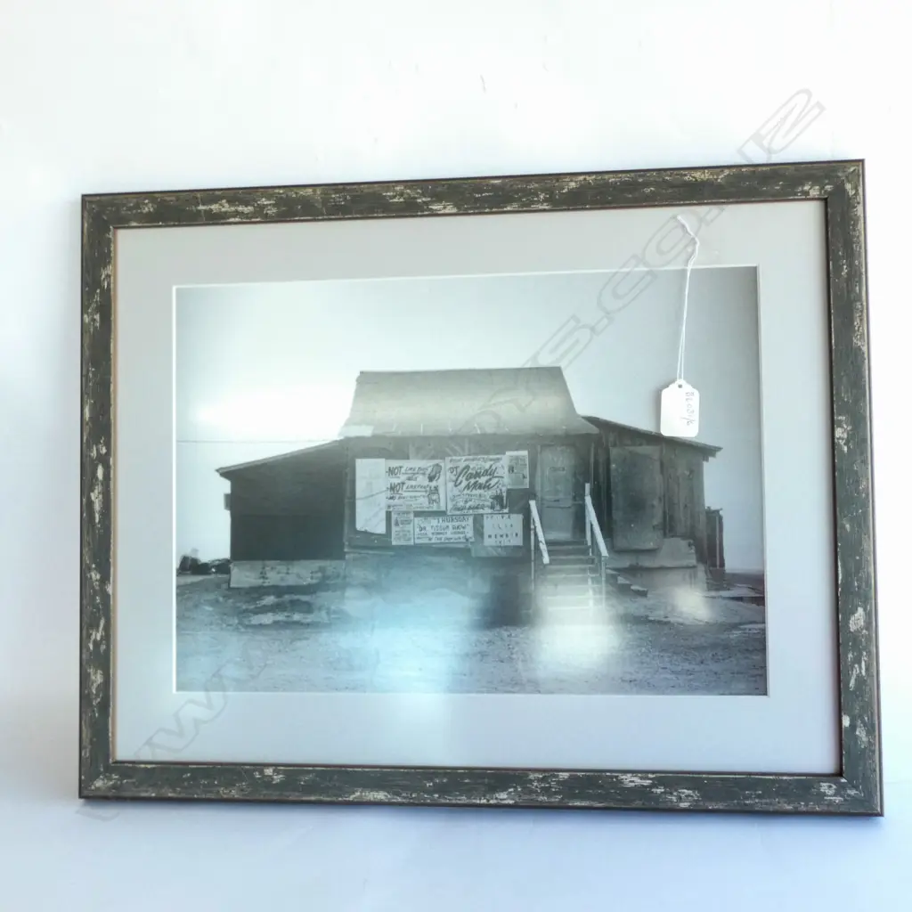 FRAMED PHOTO OF A CRAB SHACK 390x280mm Image 1++