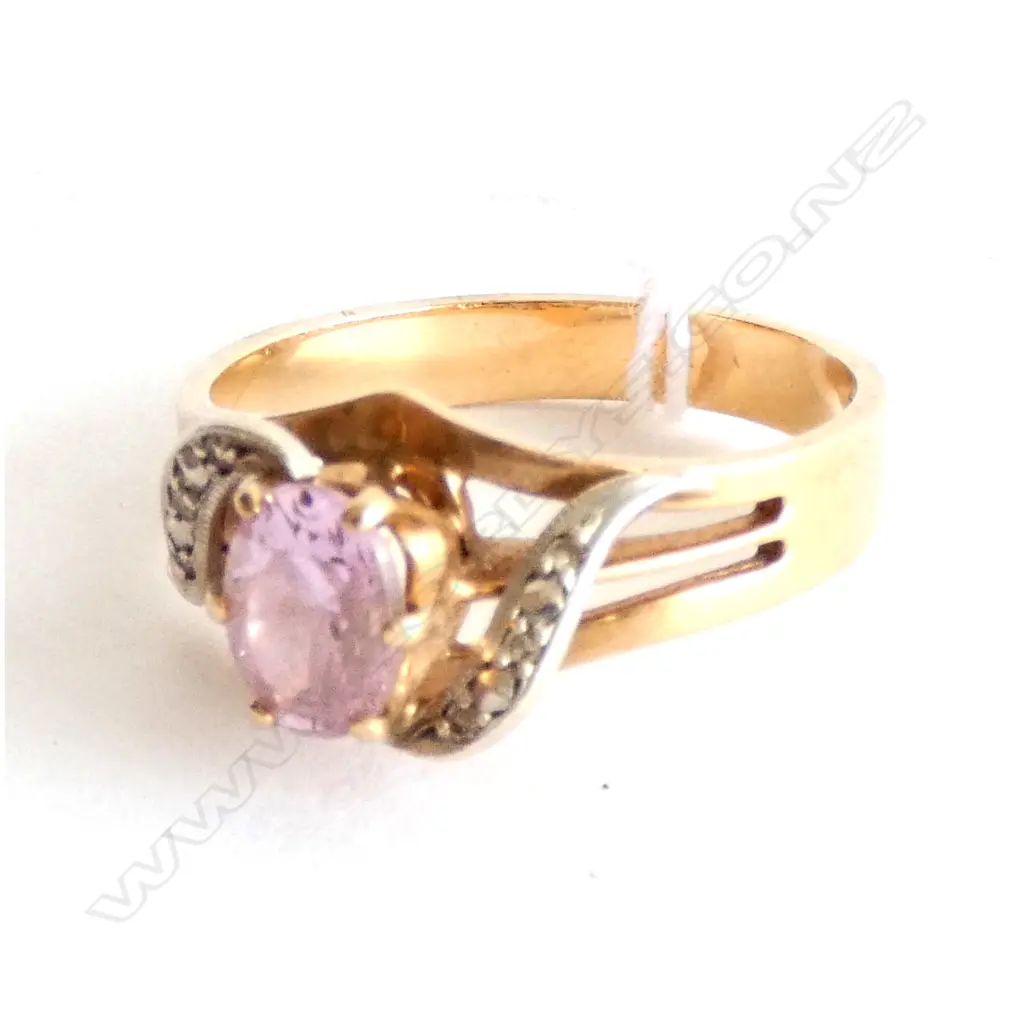 9CT GOLD PINK CZ STONE AND DIAMOND RING 3.42gm Image 1++