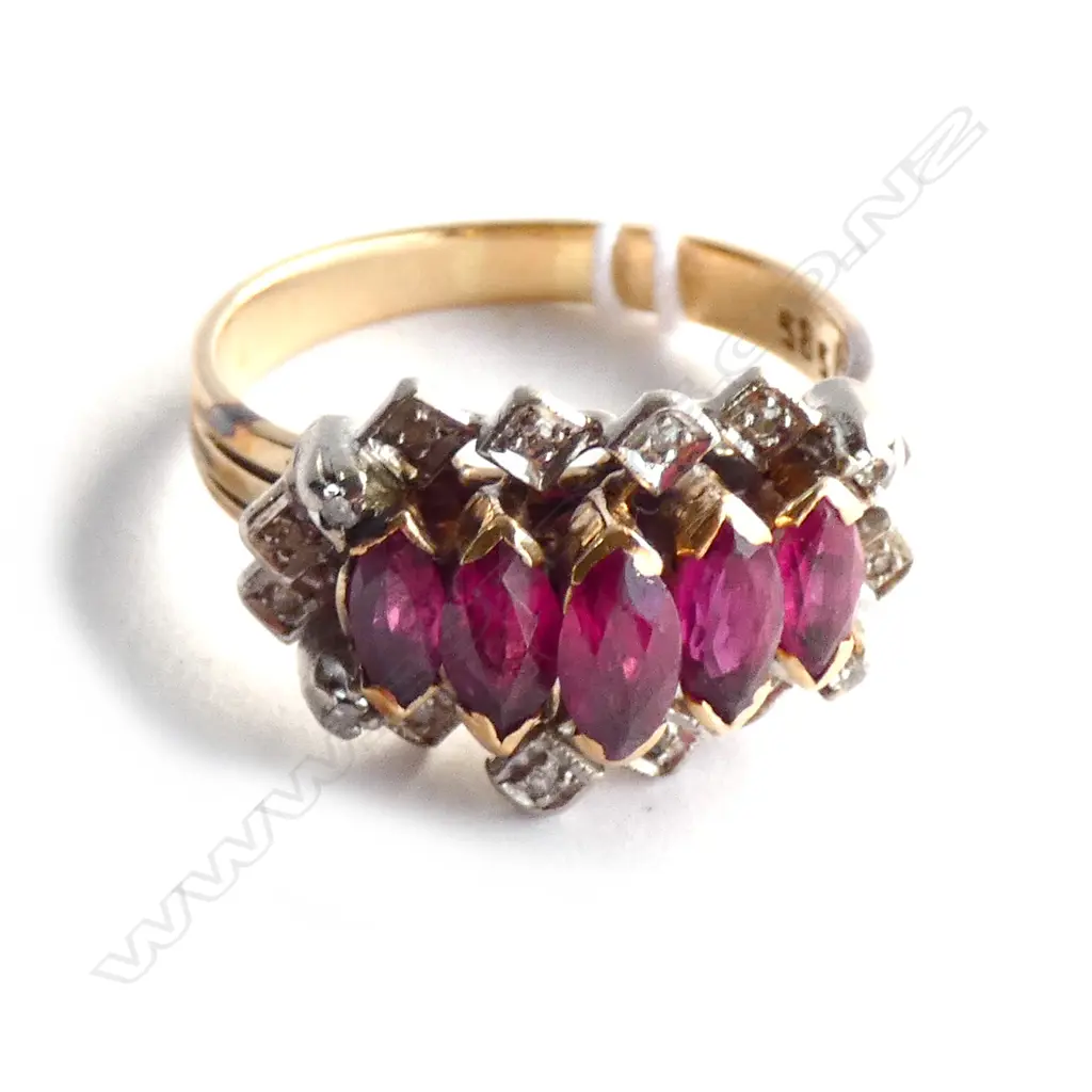 14K Y/GOLD 5 RUBY & DIAMOND RING Image 1++
