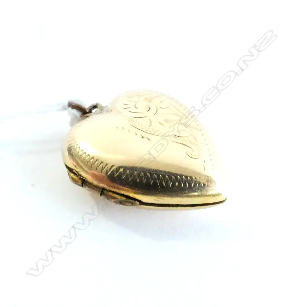 9CT GOLD HEART LOCKET 3.24gm Image 1++