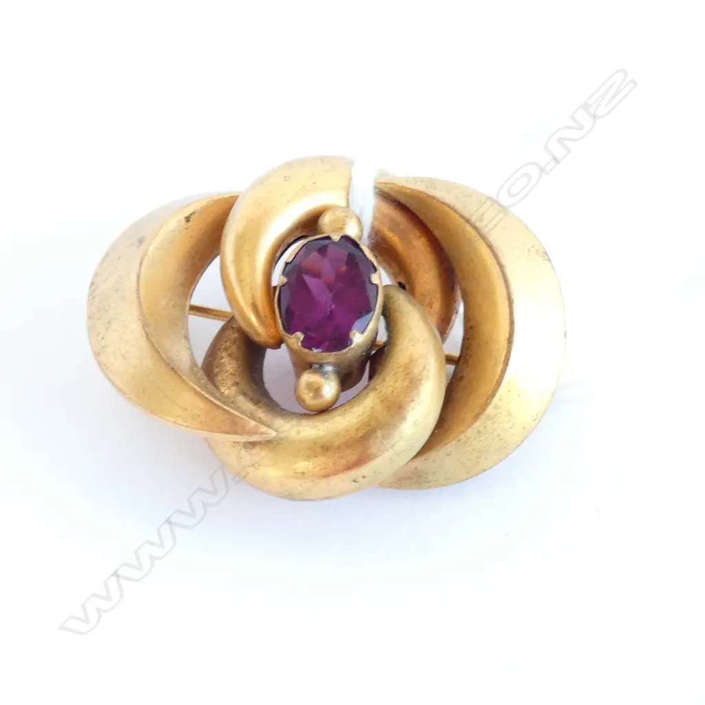 Pinchbeck and  faux Amethyst (?) Brooch - Antique Image 1++