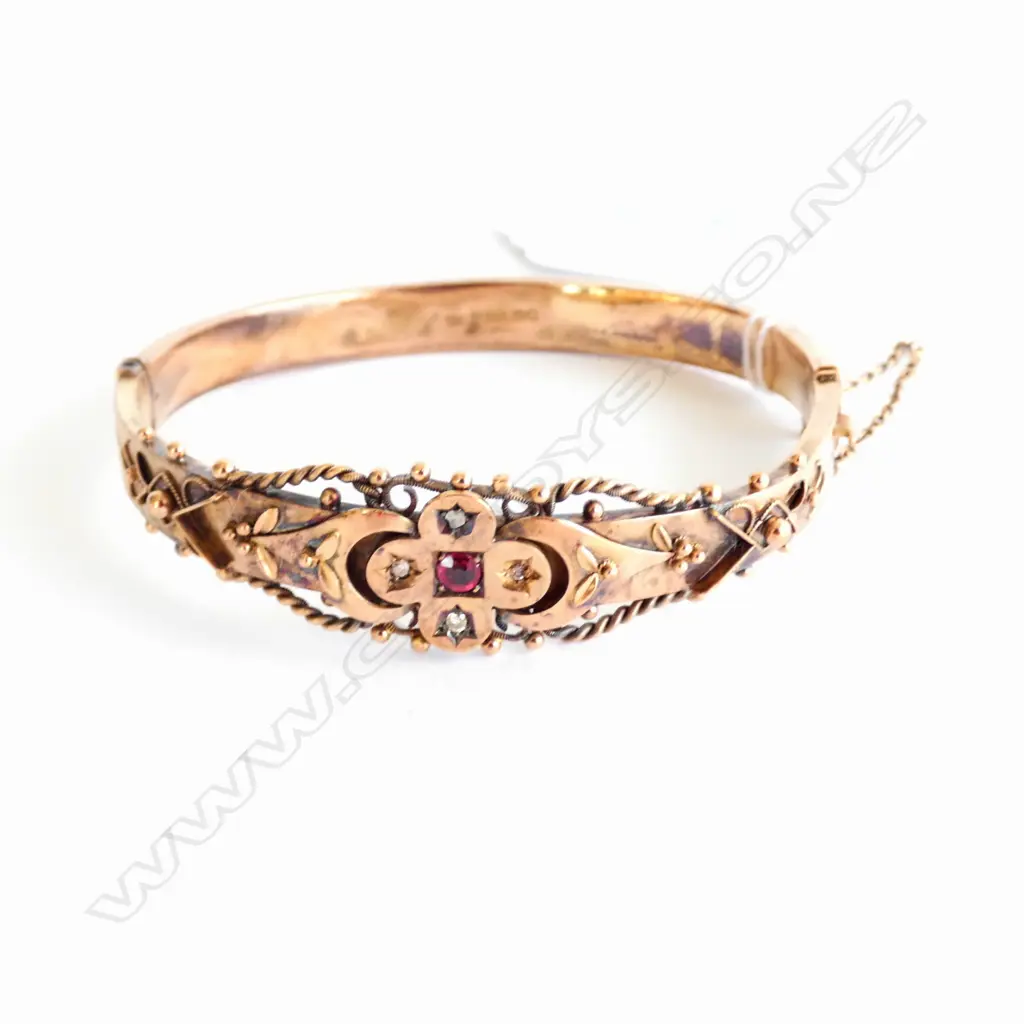EDW 9CT HINGED BANGLE 4 DIAMONDS + RED STONE. 10.6gms Image 1++