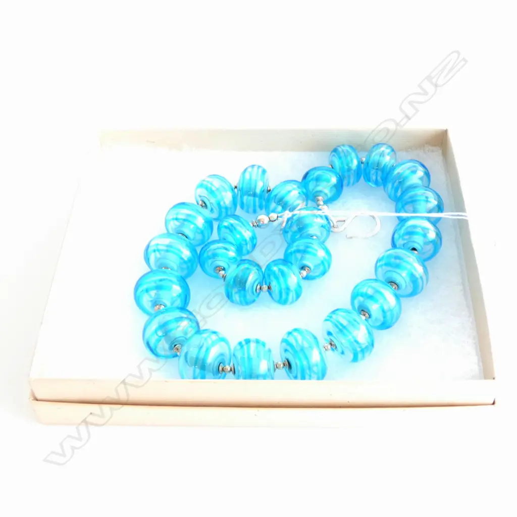 HAND BLOWN GLASS BEAD AND SILVER NECKLACE Image 1++