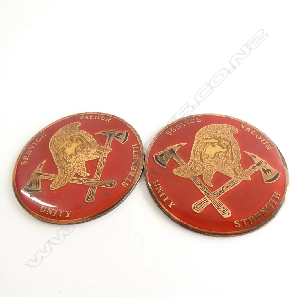 2 VINTAGE FIREMEN'S COPPER & ENAMEL SERVICE VALOUR PLAQUES Image 1++
