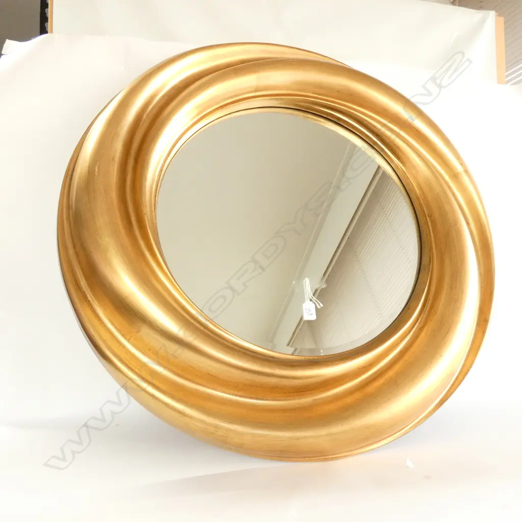 CONTEMPORARY GILT FRAMED MIRROR 925MM DIA Image 1++