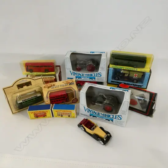 BOX LOT ASST. BOXED MODEL VEHICLES 