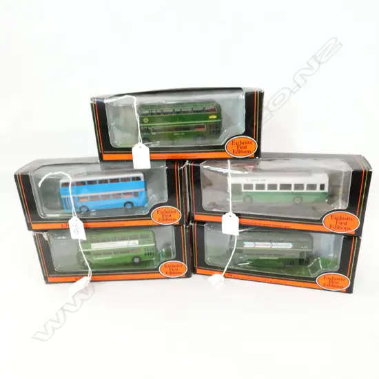 5 EXCLUSIVE FIRST EDITIONS 1:76 DIE CAST BUSES; 4 GREEN 1 BLUE