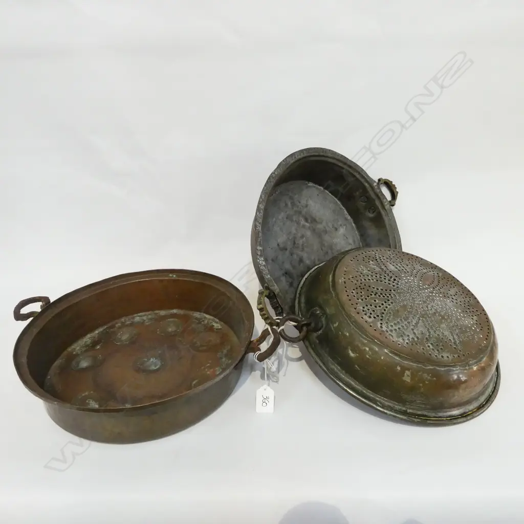 2 COPPER DISHES + ONE LIDDED 350MM DIA Image 1++