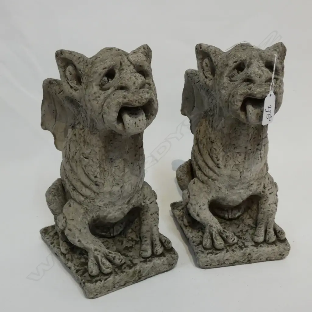 PR FINE CONCRETE GARGOYLE GARDEN STATUES Image 1++