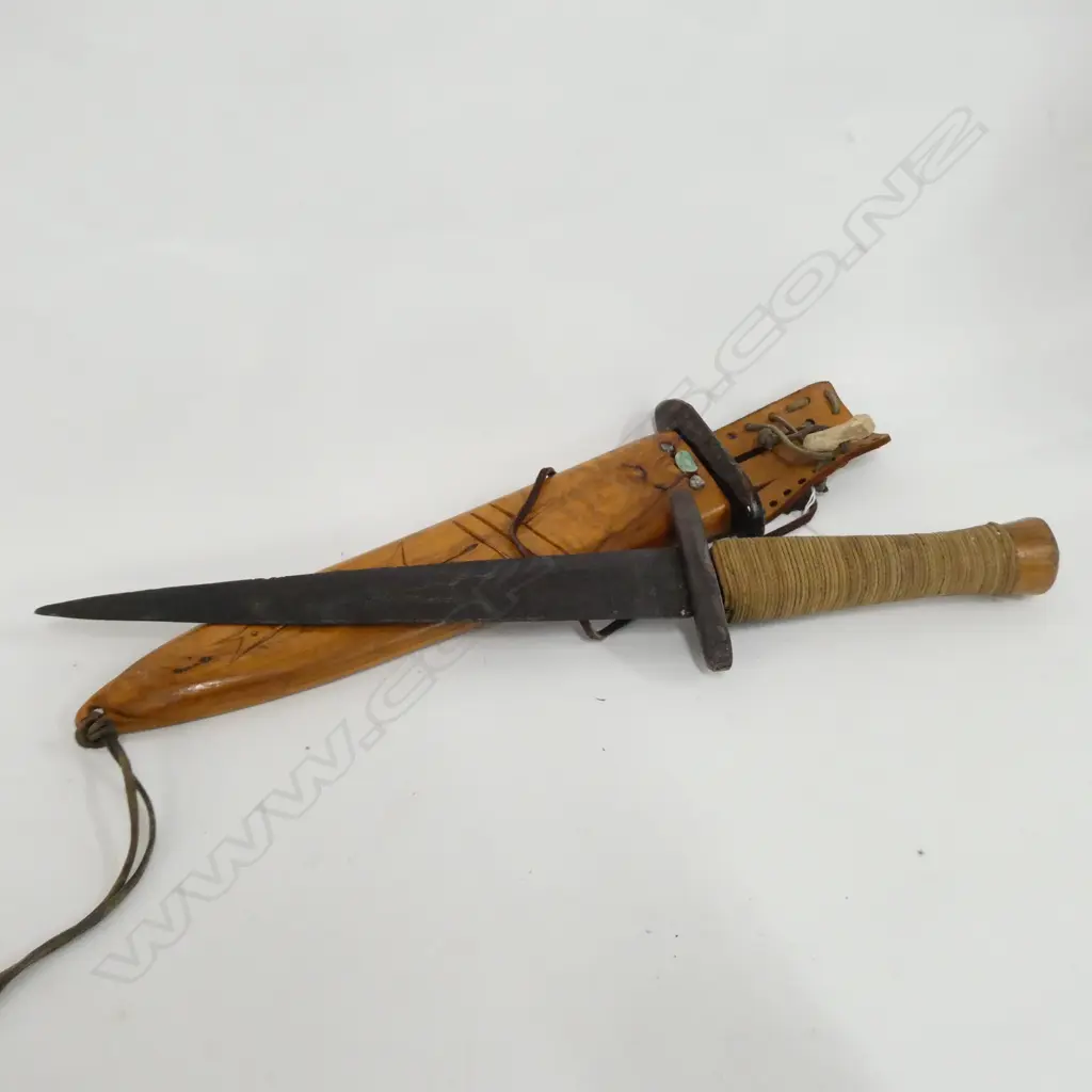 KNIFE & WOODEN SCABBARD L. 510MM Image 1++