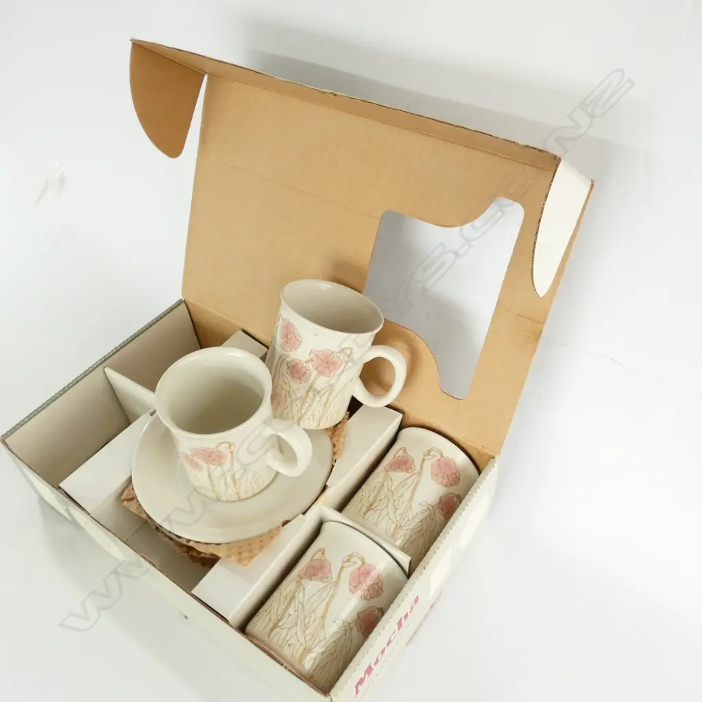 CROWN LYNN MOCHA 8PC COFFEE SET -NEVER USED--IMMACULATE Image 1++