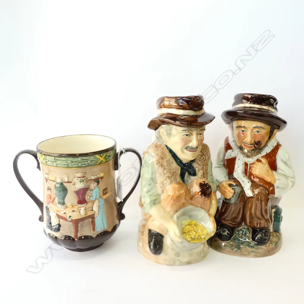 PR ROY KIRKHAM CHARACTER JUGS, DIGGER & SWAGGIE + R/DOULTON LOVING CUP H. 160MM Image 1++
