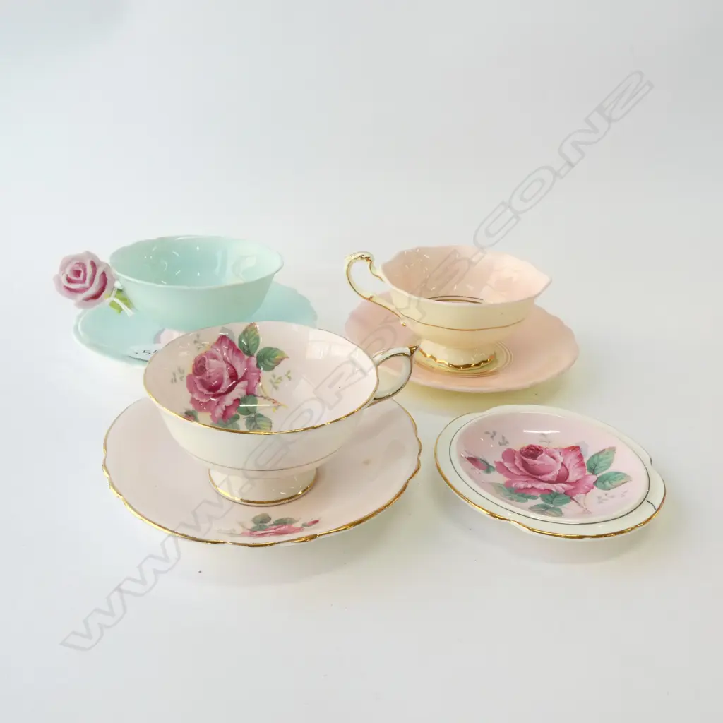 THREE PARAGON CUPS (ONE REPAIRED) & SAUCERS + ROSE ASHTRAY Image 1++