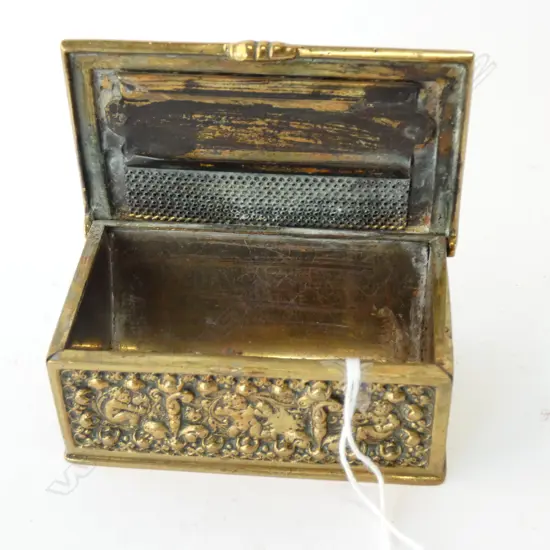19thC EUROPEAN BRASS CASKET VESTA CHERUBS CAVORTING