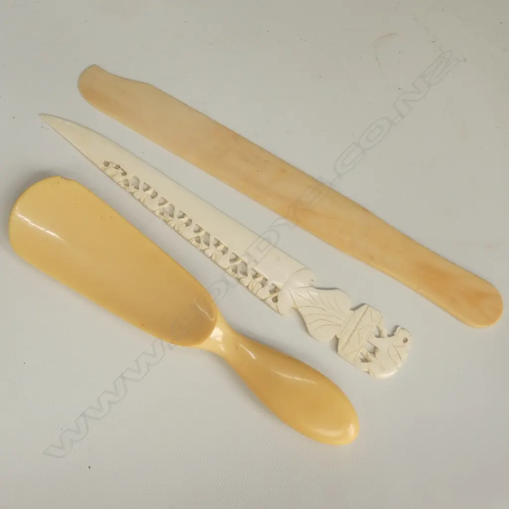 2 ORIENTAL CARVED IVORY PAPER KNIVES + ... Image 1++