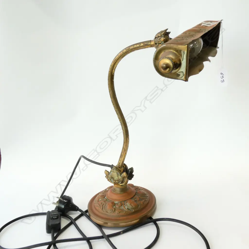 ORNATE PRESSED METAL DESK LAMP H 380 MM Image 1++