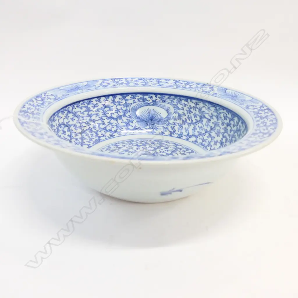 LARGE B/W ORIENTAL BOWL 295MM DIA Image 1++