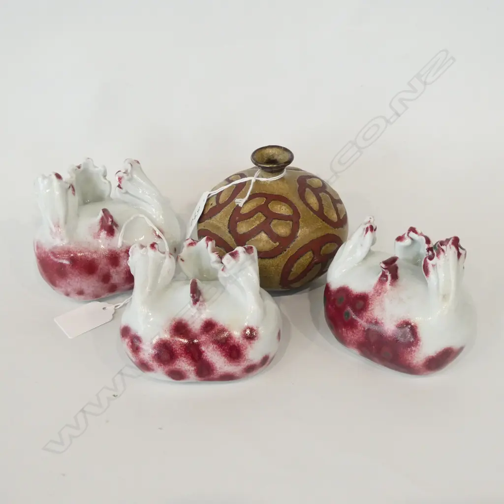 3 ROSEMARIE BRITTAIN CERAMIC BIRDS + ROGER BRITTAIN TWIG VASE  Image 1++