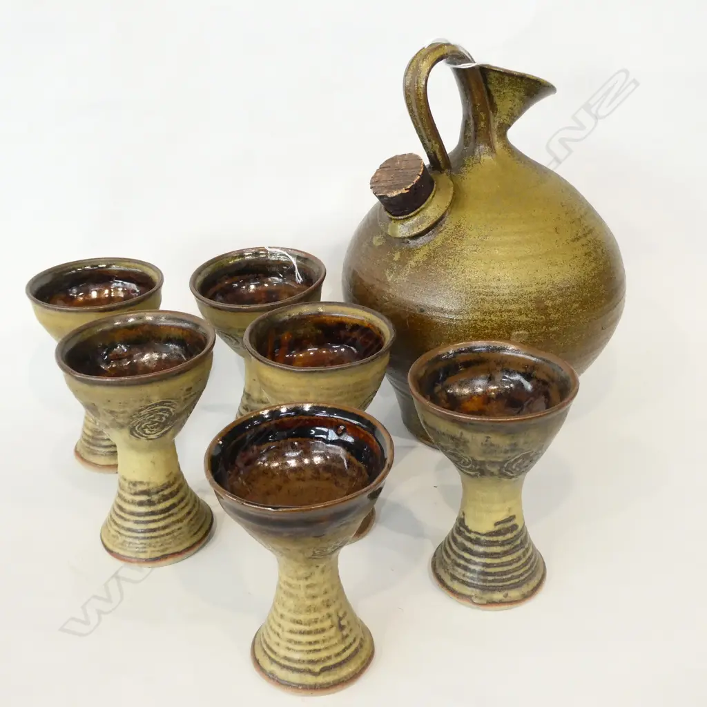 6 JANET WRIGHT GOBLETS +R CADNESS CERAMIC FLASK H  300 MM Image 1++
