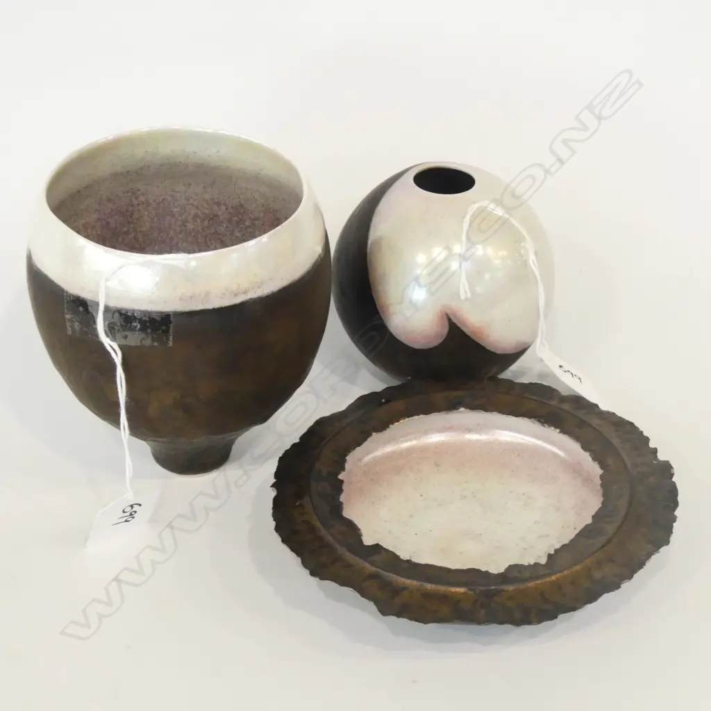 3 BEVERLY LUXTON LUSTRE CERAMIC PCES Image 1++
