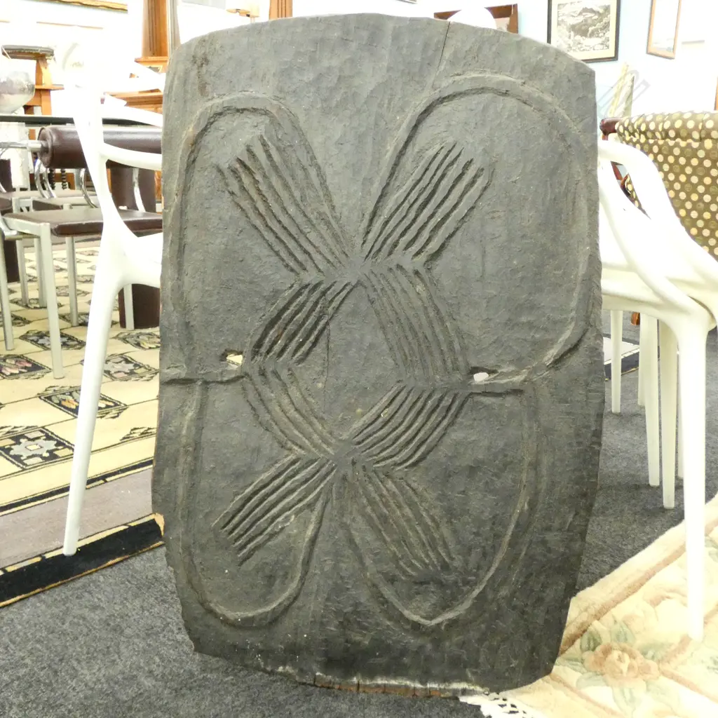 SIMBAI SHIELD PAPUA NEW GUINEA COLLECTED 1960S Image 1++