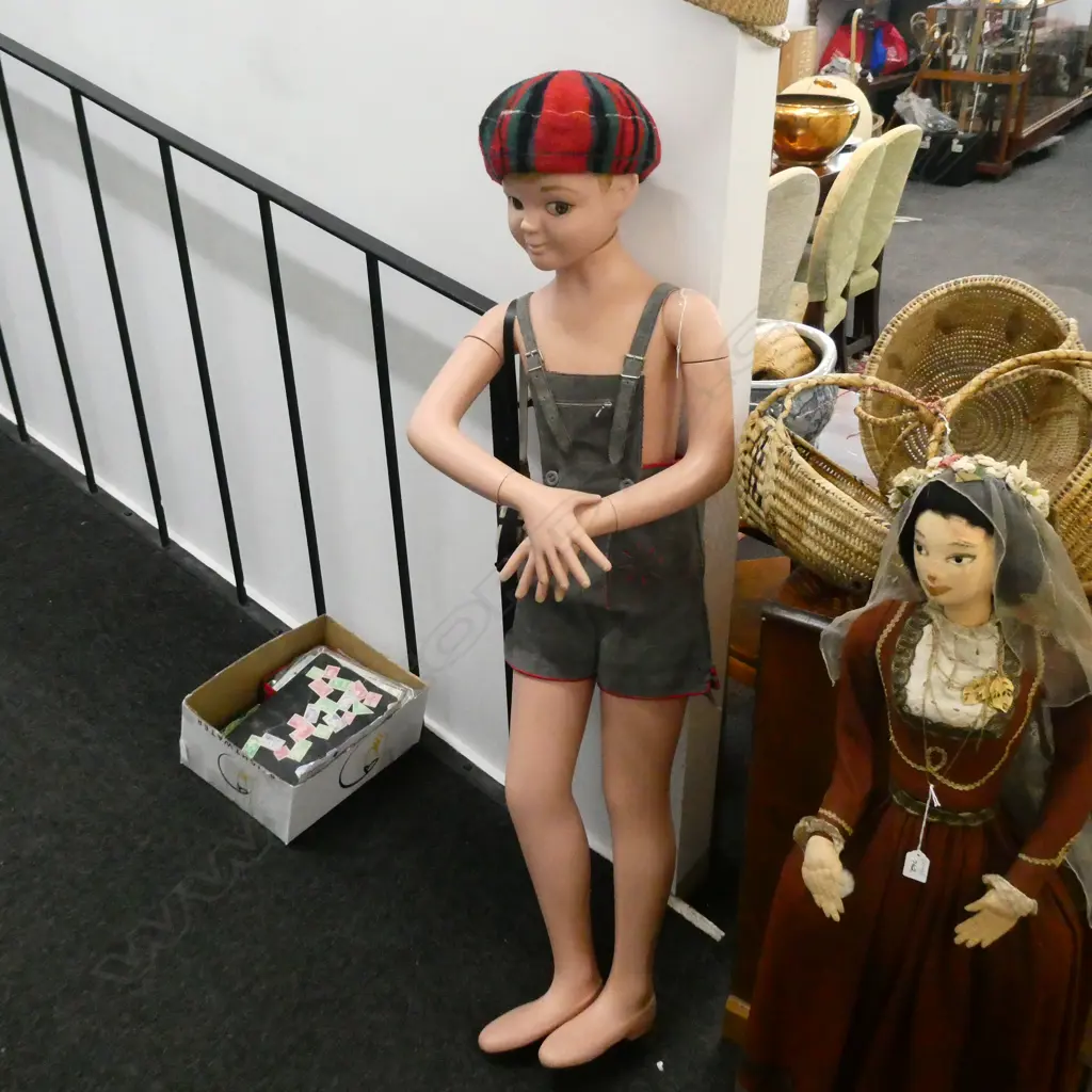 DRESSED BOY MANNEQUIN H 1360 MM Image 1++