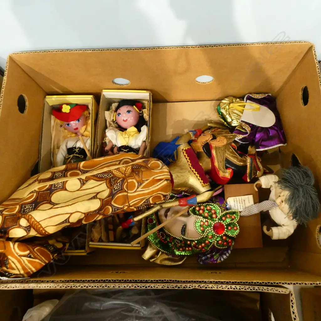 ASST PELHAM PUPPETS /INDONESION ETC Image 1++