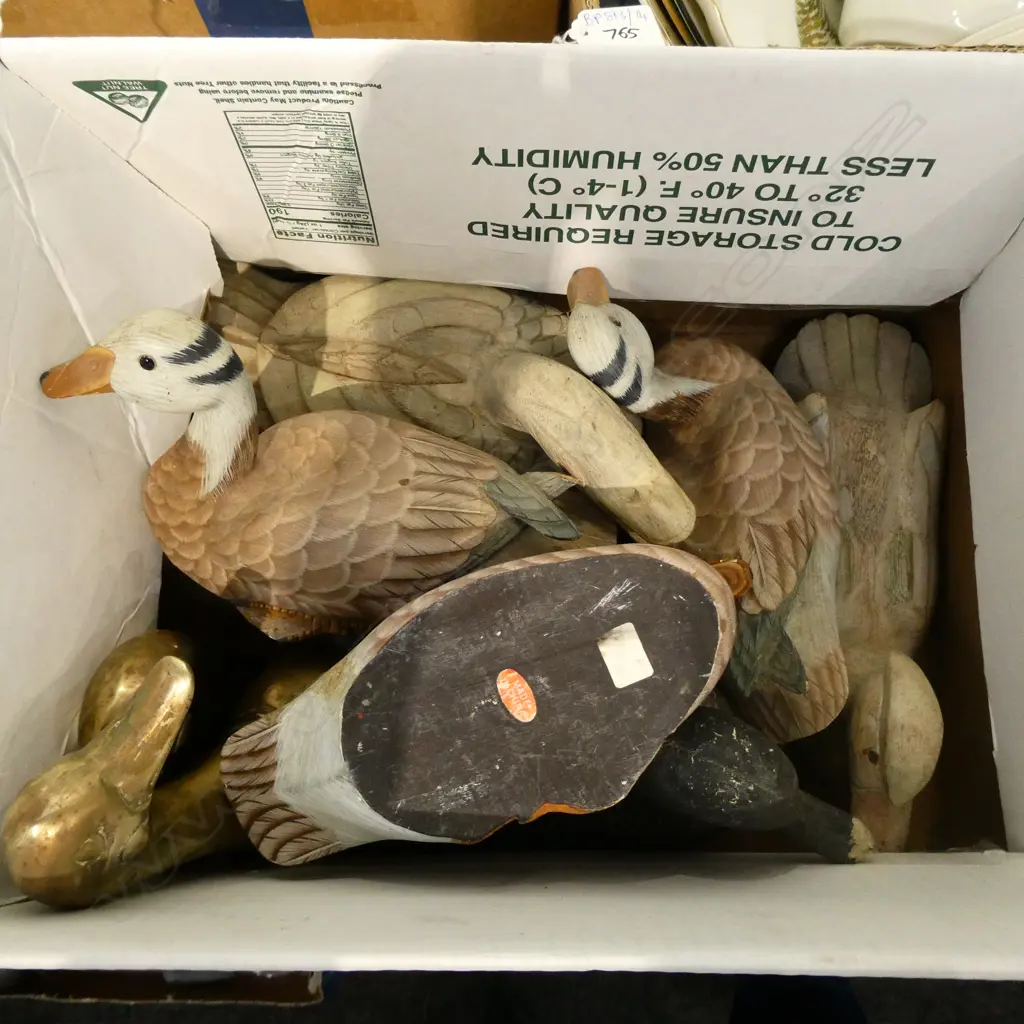BOX LOT WOODEN DUCKS + PR BRASS DUCK BOOKENDS Image 1++