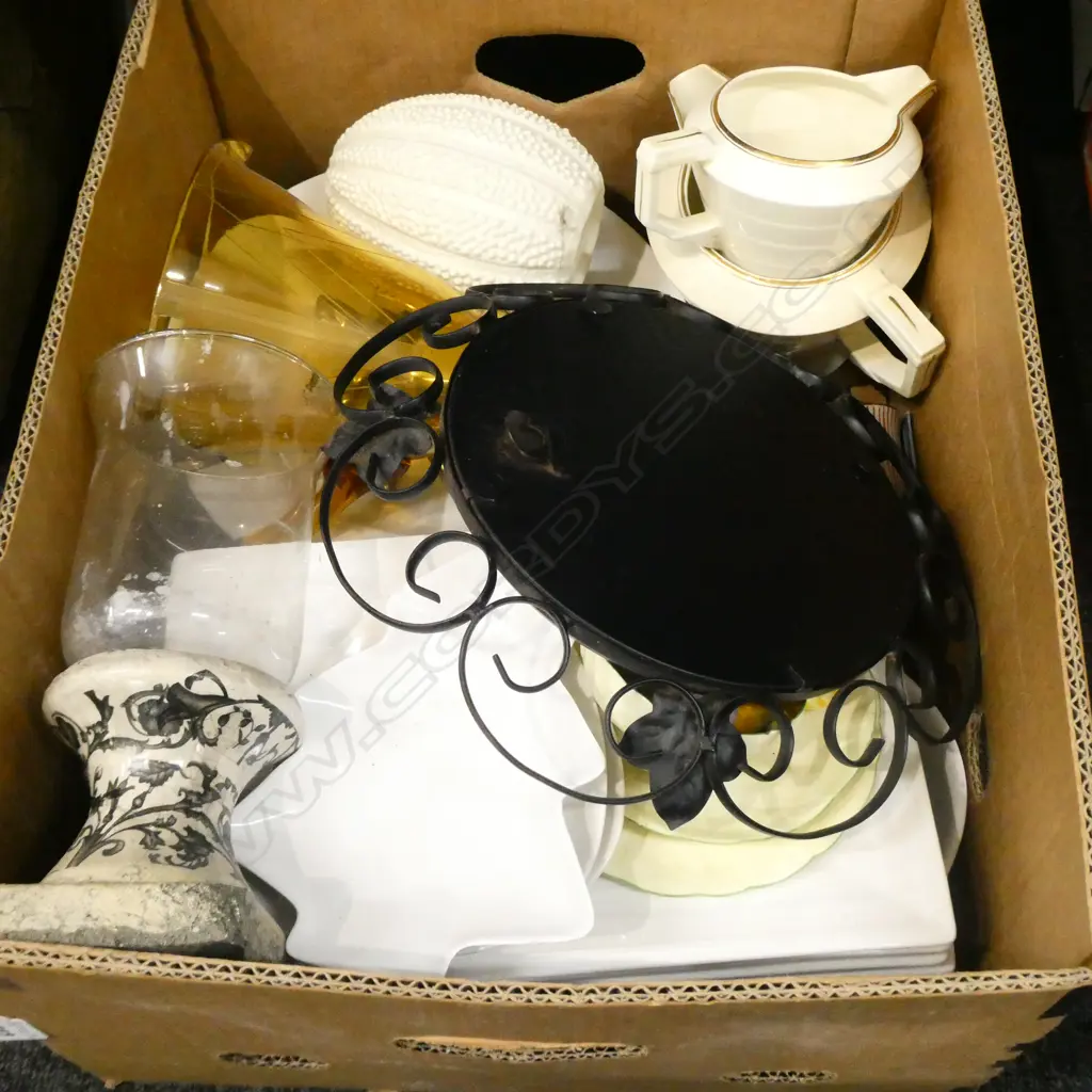 BOX LOT ASST. CHINA + WALL MIRROR Image 1++