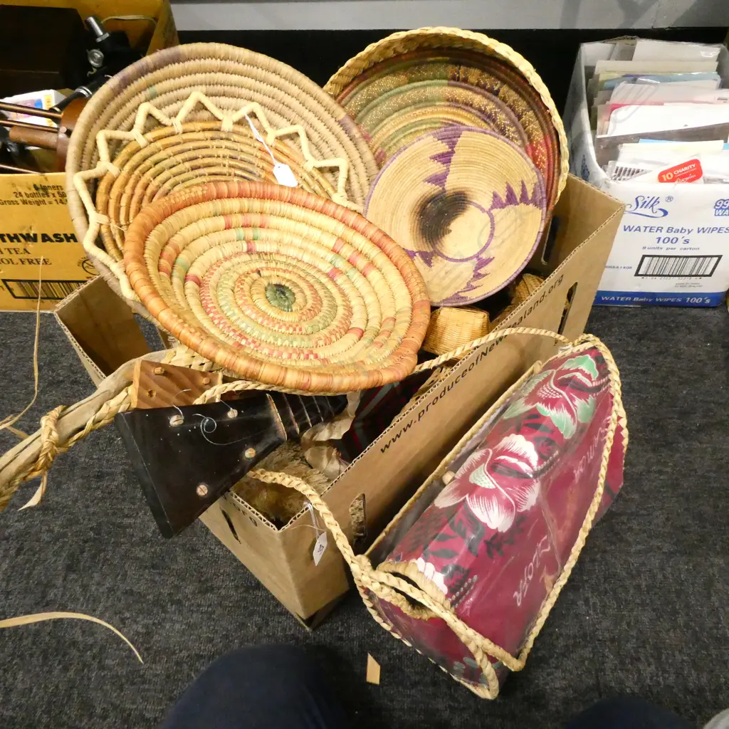 BOX LOT PACIFIC AND AFRICAN BASKETRY AND A UKULELE  Image 1++