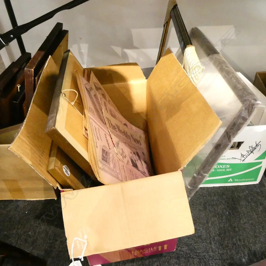 BOX LOT ASST. PRINTS, ENGRAVINGS, FRAMES ETC Image 1++