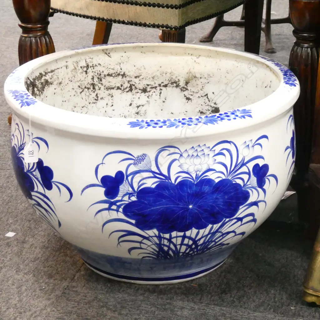 LG CHINESE BLUE&WHITE PORCELAIN JARDINIERE Image 1++