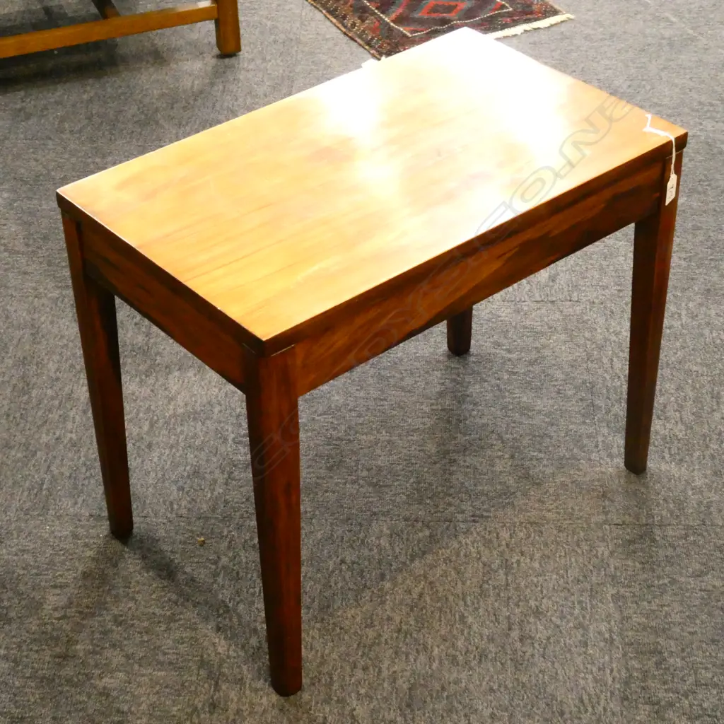RIMU SIDE TABLE H. 510MM W. 620MM Image 1++