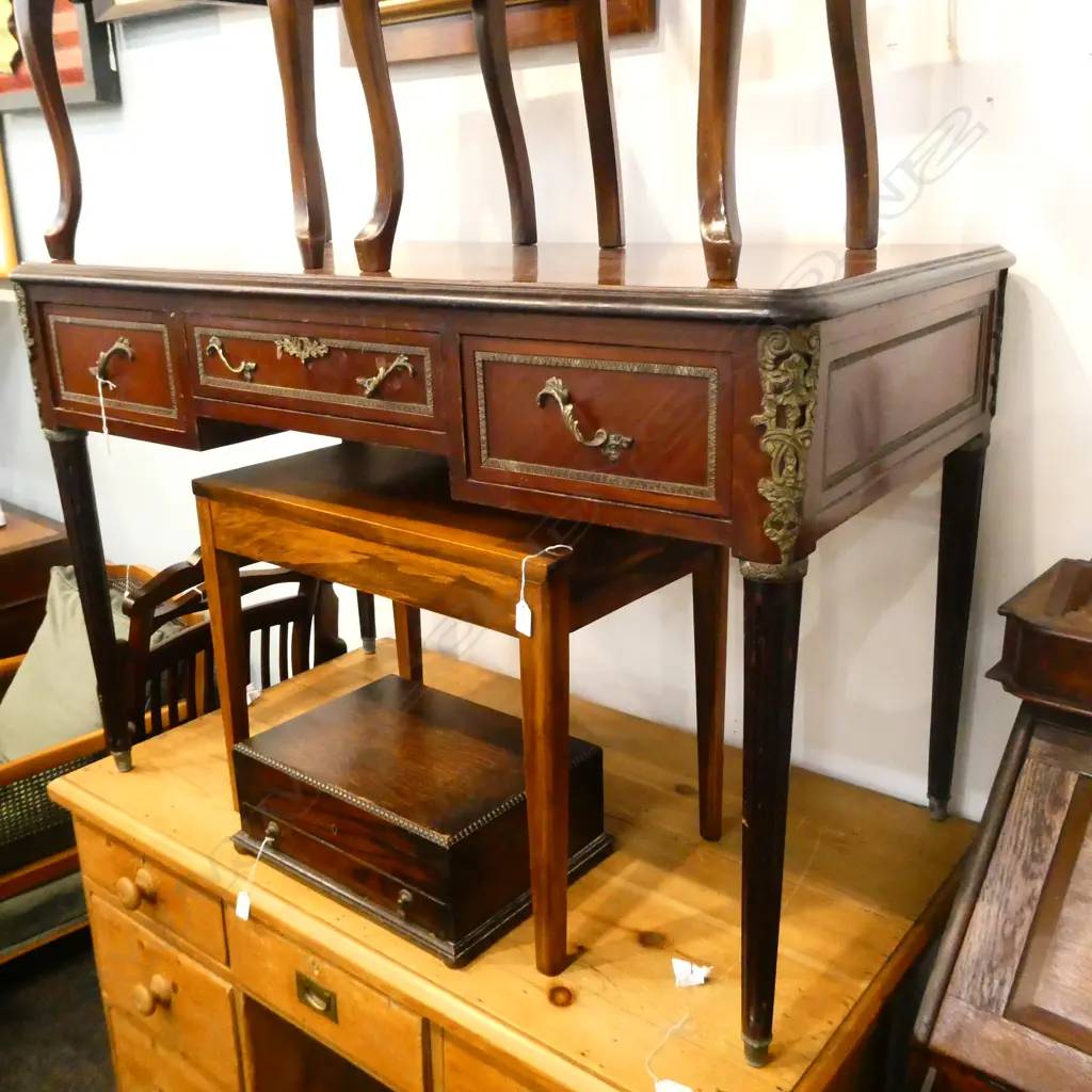 FRENCH STYLE DESK D. 640 W. 1200  H. 800 Image 1++