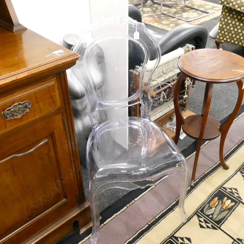 GHOST CHAIR Image 1++