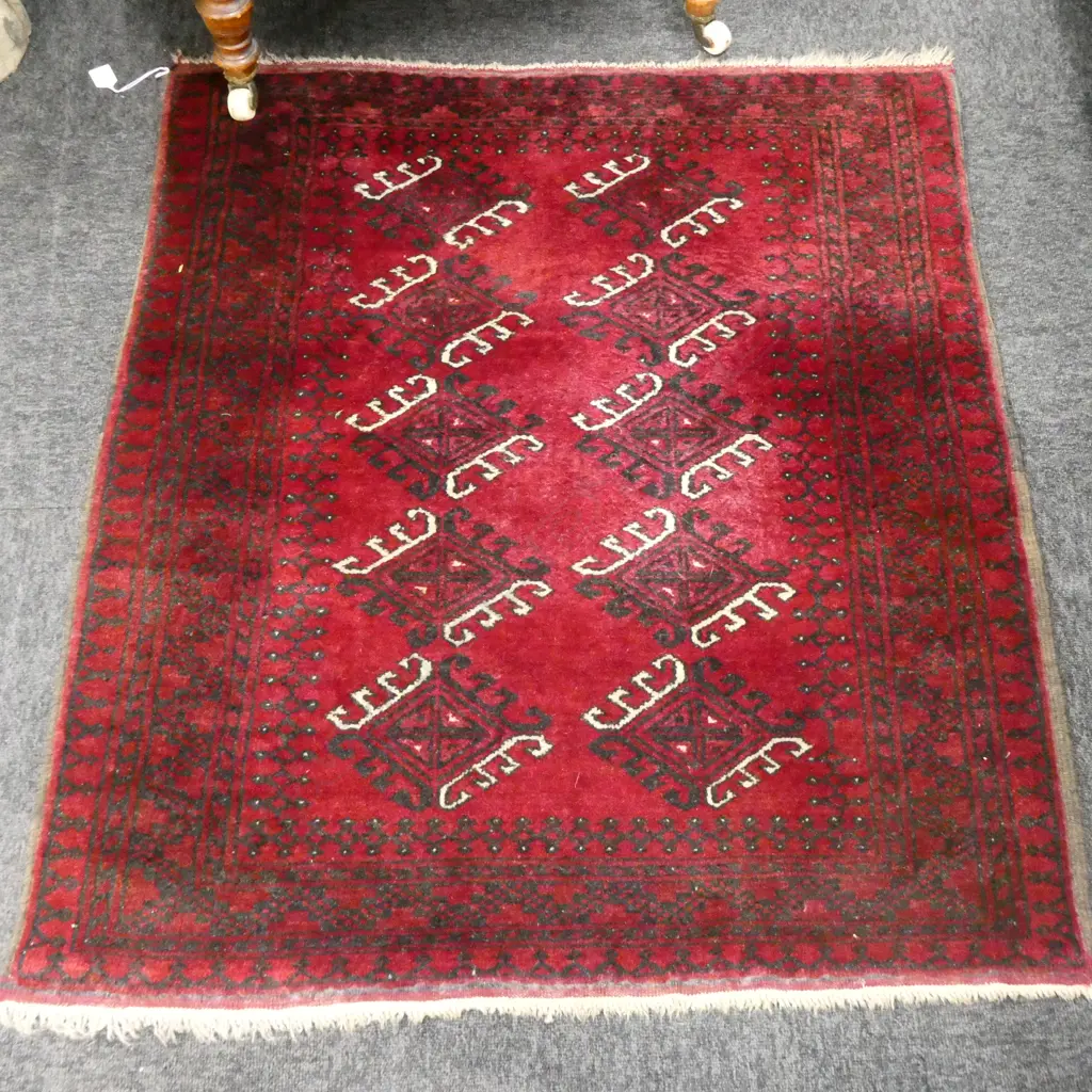 HAND KNOTTED ALL WOOL RED RUG 1080 X 950MM Image 1++