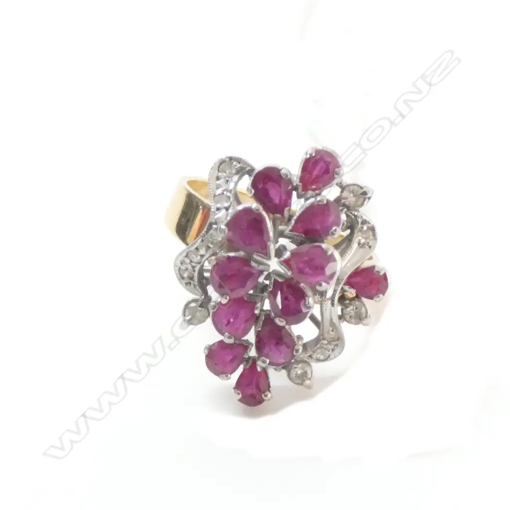 18CT Y/W GOLD RUBY & DIAMOND DRESS RING 6.8 GRAMS Image 1++