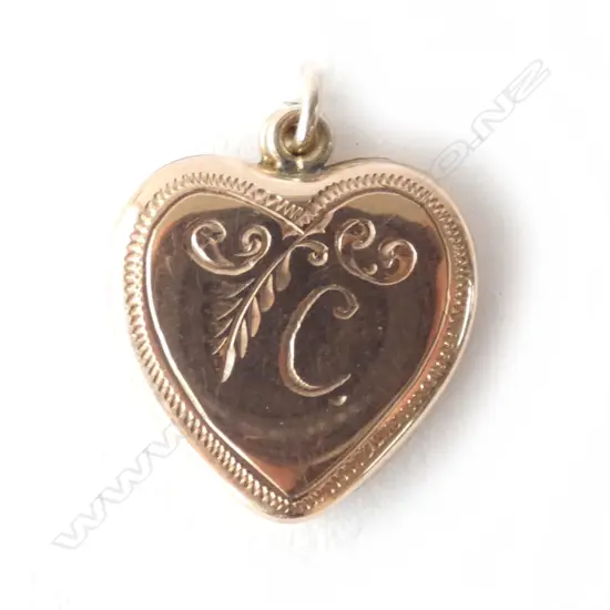 Locket made from 9ct gold