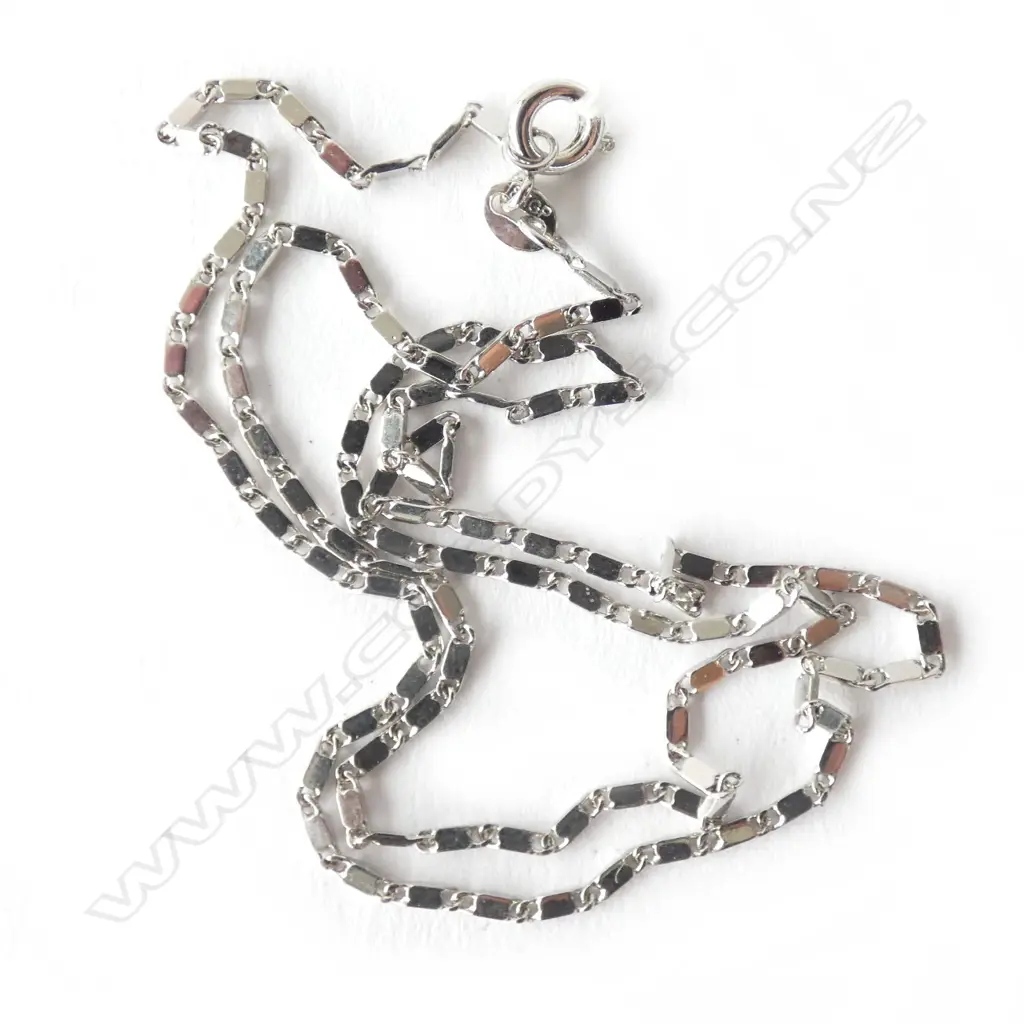 18ct Gold plated elegant chain, 430 mm Image 1++