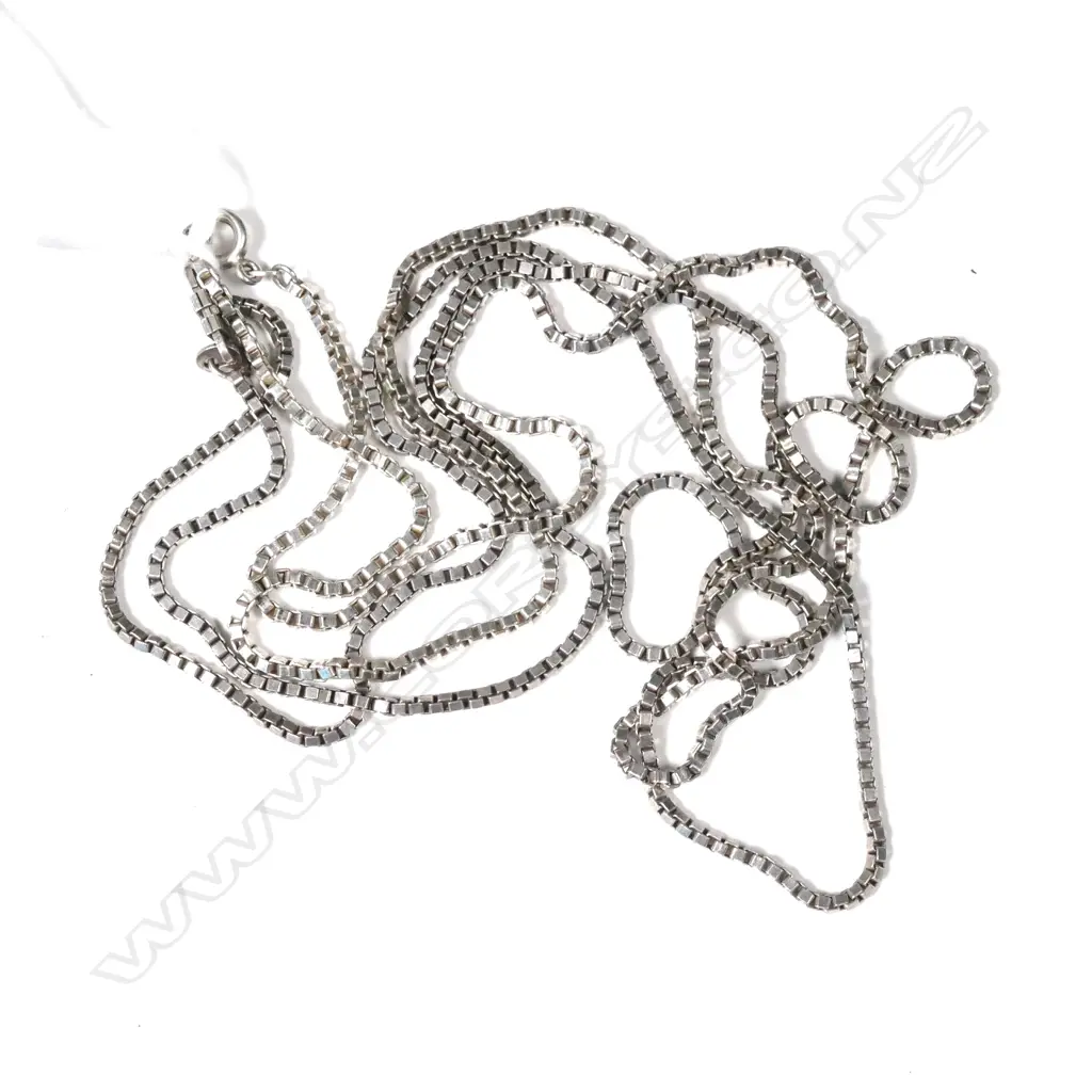 2 x Sterling silver chain, 600mm and 520mm could be joined to make one long muff chain Image 1++