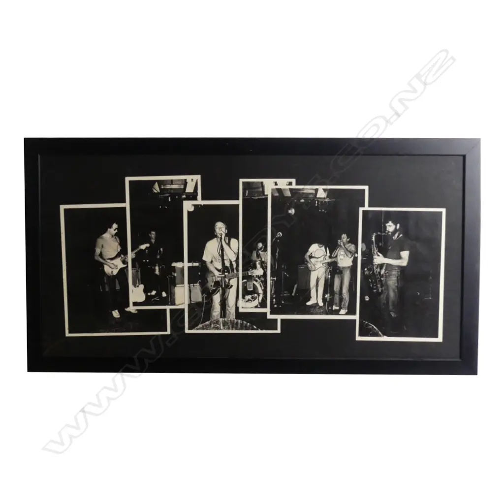 6 original framed black and white photos Image 1++