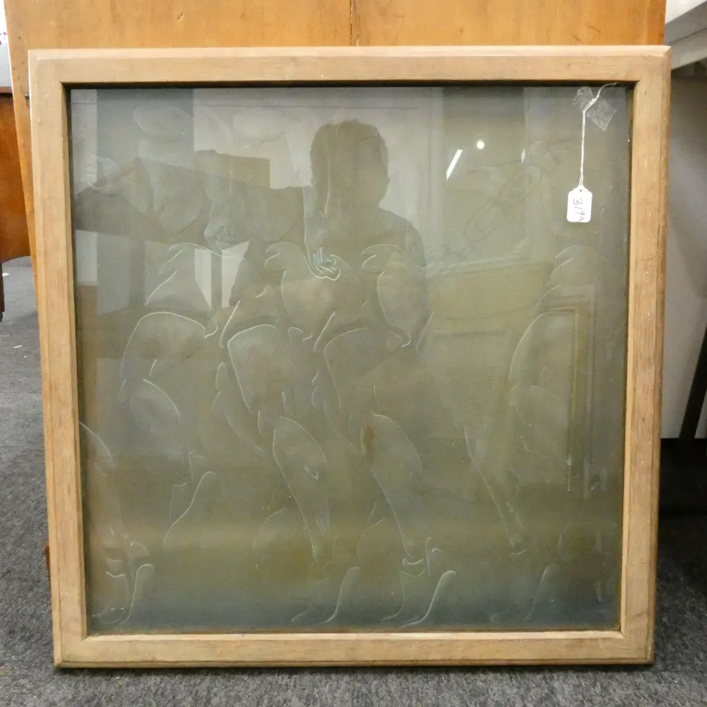 GLASS ART DECO STYLE ETCHED PANEL Image 1++